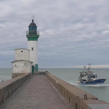 Nyaraló Repaire Des Corsaires Normands