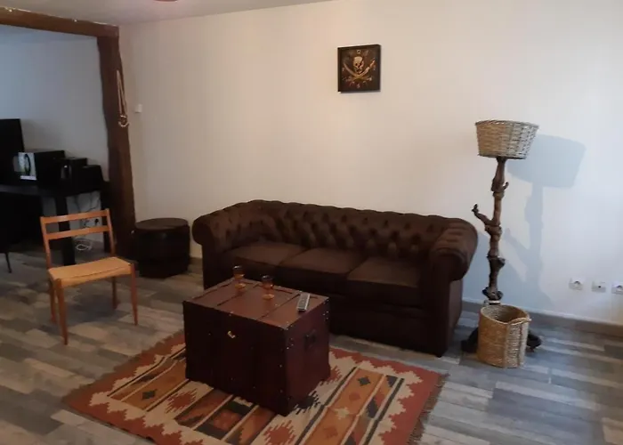 Repaire Des Corsaires Normands * Le Treport