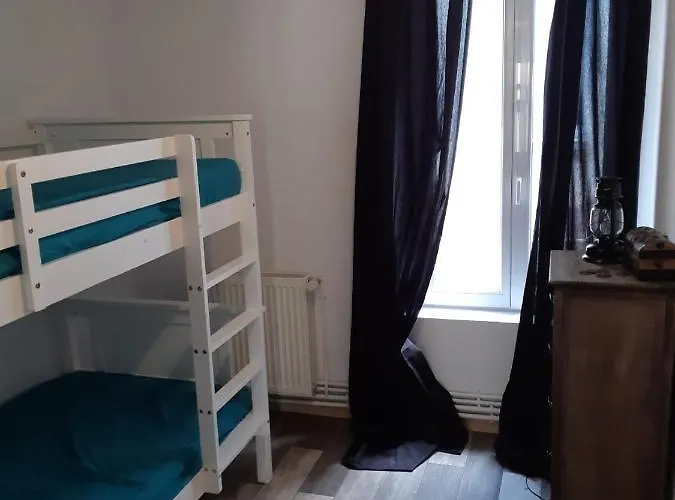 Repaire Des Corsaires Normands *