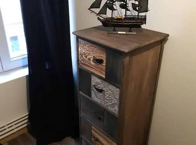 Repaire Des Corsaires Normands Holiday home *